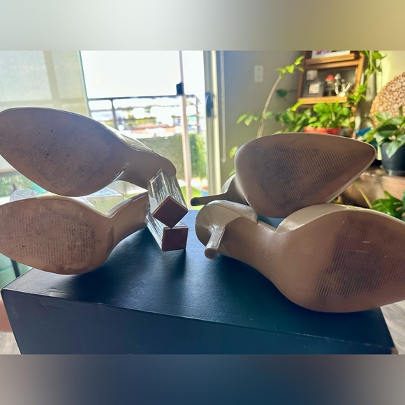 2Pairs! BUNDLE BCBG/Clear Pumps Size 7.5 - Picture 5 of 10